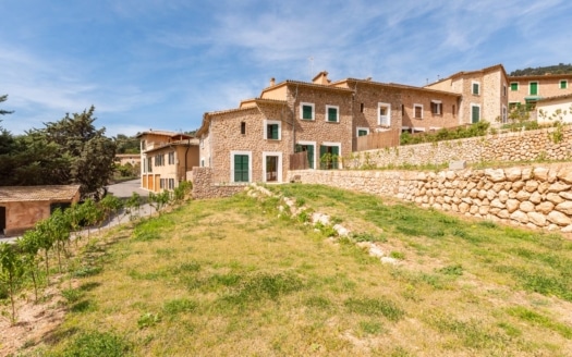 D-4782 Traumhaftes Reihenhaus in Fornalutx mit Blick auf das Tramuntana Gebirge
