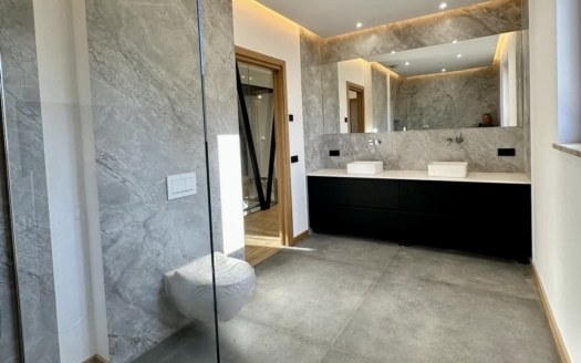 P-3195 Duplex Penthouse in Santa Catalina 12