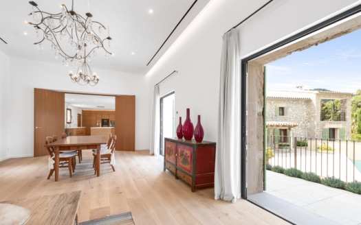 V-4676 ERSTBEZUG!!! Einzigartige moderne Villa im Finca Stil mit Pool und viel Privatsphäre in Es Capdella