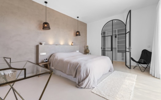 5012 Moderne Finca in Ses Salines mit lukrativer Ferienvermietungslizenz und hoher Rendite