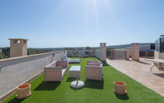 5148 Traumhaftes Penthouse in Santa Ponca mit sonniger Dachterrasse & Blick auf den Golfplatz