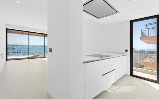 P-4826_3 Penthouse in Palma mit herrlichem Meer- und Hafenblick von privater Terrasse & Garage 3