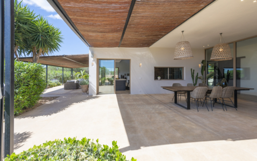 5012 Moderne Finca in Ses Salines mit lukrativer Ferienvermietungslizenz und hoher Rendite