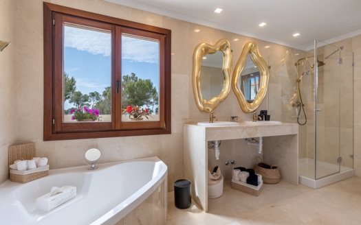 V-3996 Villa in Sol de Mallorca