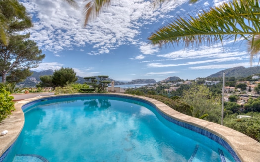 01-Swimmingpool-View