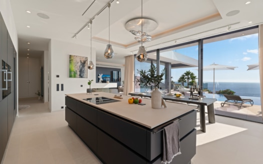 2752 - Villa in Camp de Mar 29