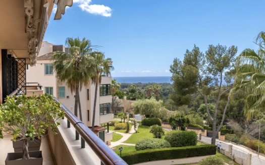 5323-Luxurious penthouse with fantastic sea views on the Gulf of Bendinat