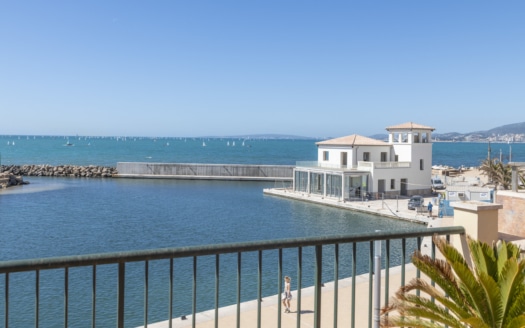 P-4052 Elegantes Duplex-Penthouse in Portixol, in erster Linie mit gemütlicher Terrasse und freiem Meerblick 2