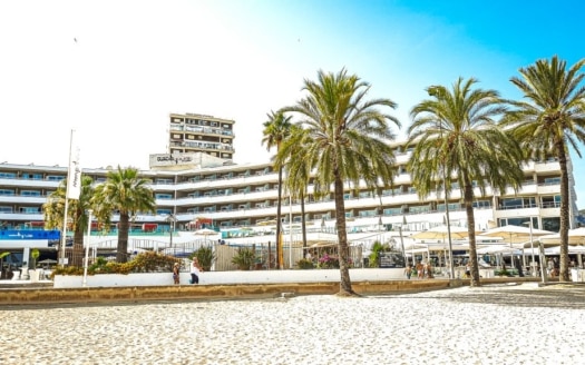 A-4690 Stylisches Designer Apartment direkt am Calvia Beach mit Traum Meerblick, nah zum Nikki Beach Club 1