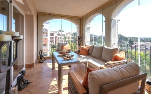 5148 Traumhaftes Penthouse in Santa Ponca mit sonniger Dachterrasse & Blick auf den Golfplatz