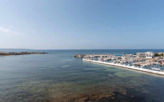 5293 Penthouse with sea views in Cala Gamba10