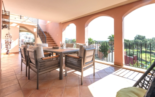 5148 Traumhaftes Penthouse in Santa Ponca mit sonniger Dachterrasse & Blick auf den Golfplatz
