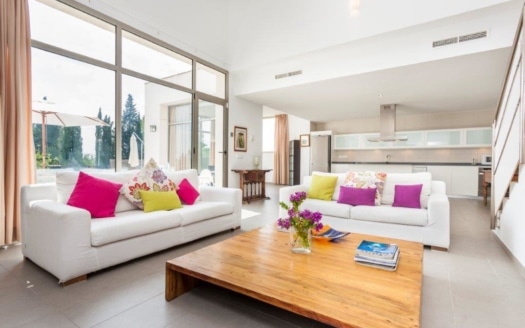 PHOTO-2025-10-11-21-00-41(2)