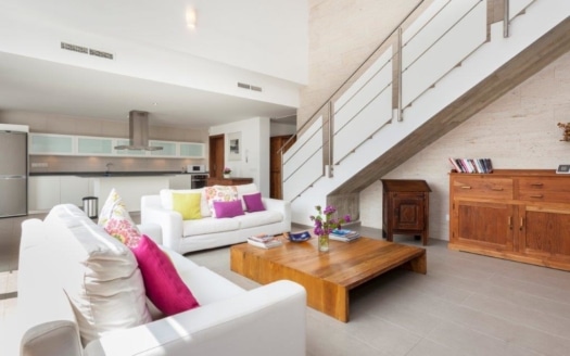 PHOTO-2025-10-11-21-00-43