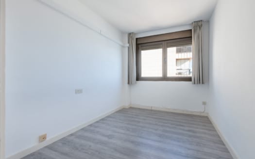 5489 - Apartment Paseo Maritimo 11