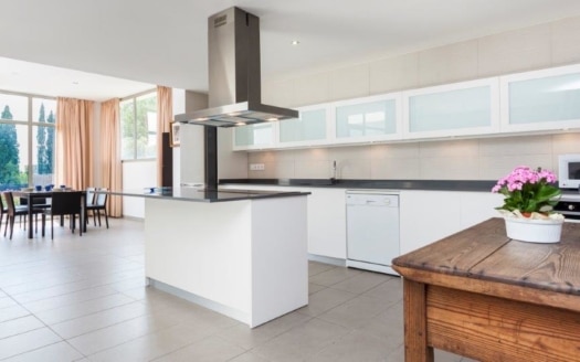 PHOTO-2025-10-11-21-00-36(2)