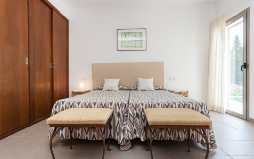 PHOTO-2025-10-11-21-00-34