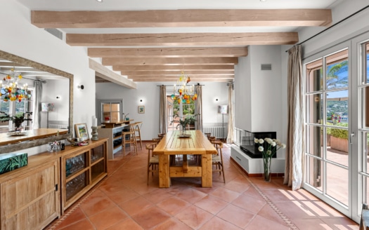 5420 - Sea view villa in Camp de Mar9