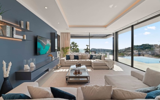 2752 - Villa in Camp de Mar 2