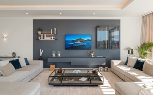 2752 - Villa in Camp de Mar 26