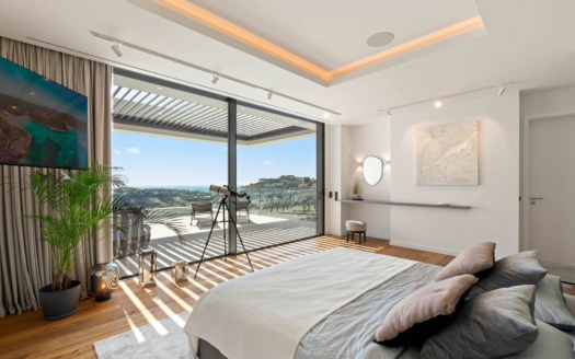 2752 - Villa in Camp de Mar 1