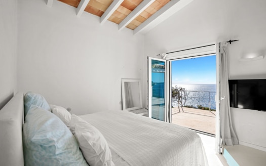 4996 Villa in La Mola 18