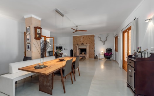 5208 Naturstein-Finca in Campos mit Weingut und einzigartigem Charme