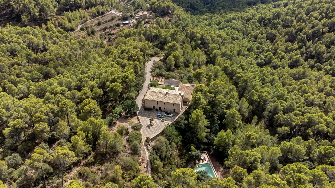 F-4366-98 Charmante Finca in Andratx mit Pool, viel Privatsphäre und Fern-Meerblick