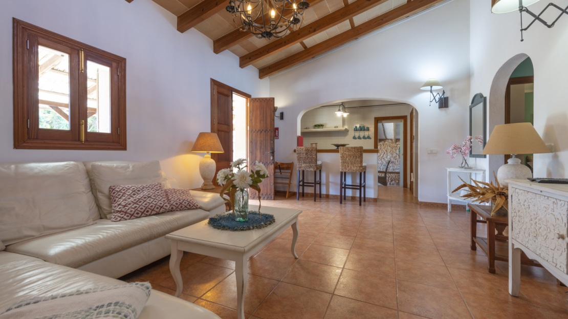 F-4545 Finca in Porreres mit Ferienvermietungslizenz, Privatsphäre UND eigenem Weinberg