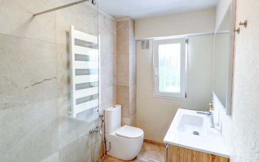 5079Charmante Erdgeschosswohnung in Santa Ponsa komplett renoviert 5