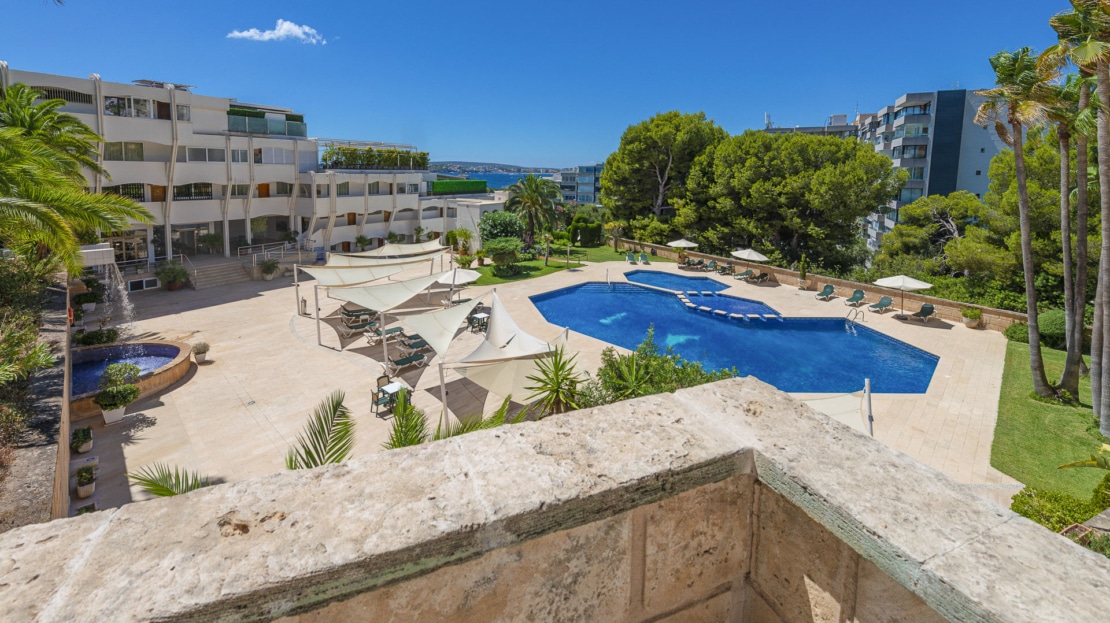 A-4103-121 Renoviertes Luxus-Apartment in Puerto Portals mit traumhaftem Meerblick