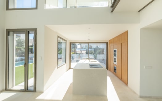 5587 - 124  -Villa in Cala Murada 22