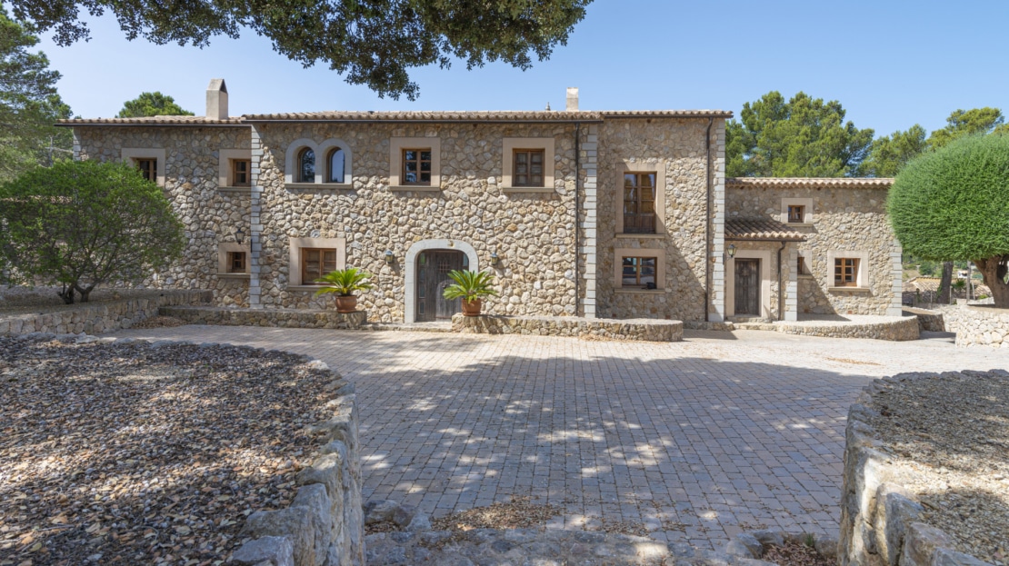 V-3300 Beeindruckende Villa in Galilea mit Indoorpool und wunderschönem Panoramablick