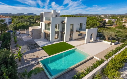 5587 - 124  -Villa in Cala Murada 48