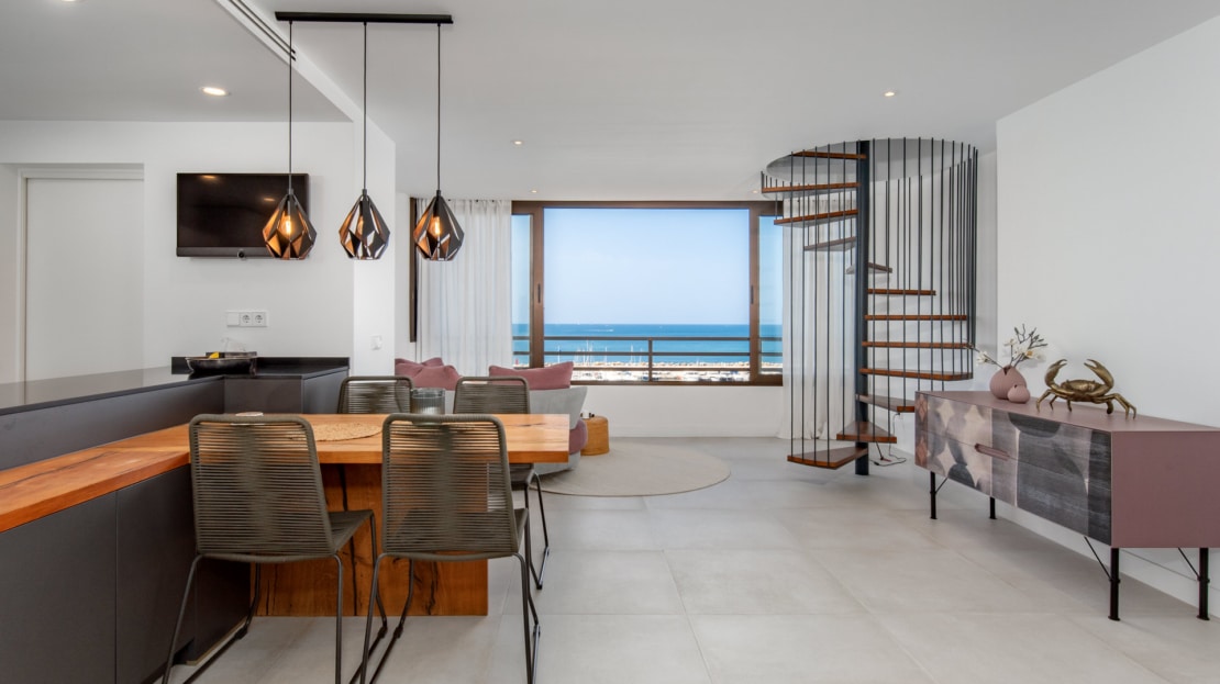 5293 Penthouse with sea views in Cala Gamba4