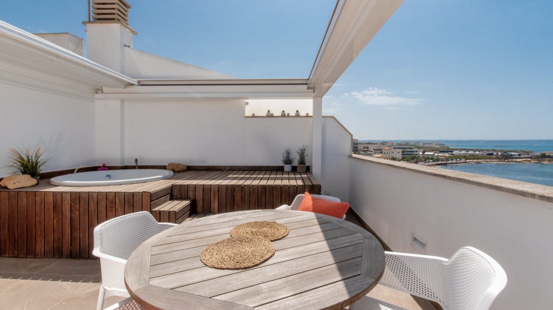 5293 Penthouse with sea views in Cala Gamba20
