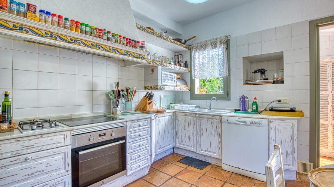 4938 Country house on large plot near Esporles with pool and stunning mountain views 22