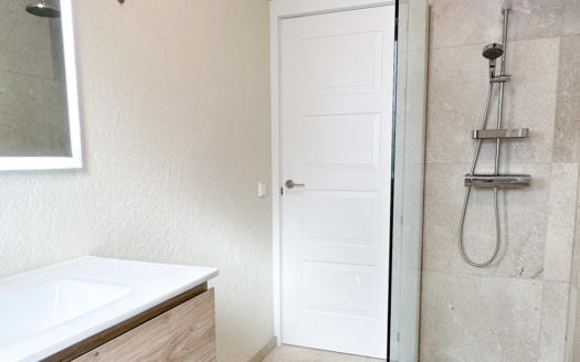 5079Charmante Erdgeschosswohnung in Santa Ponsa komplett renoviert 15