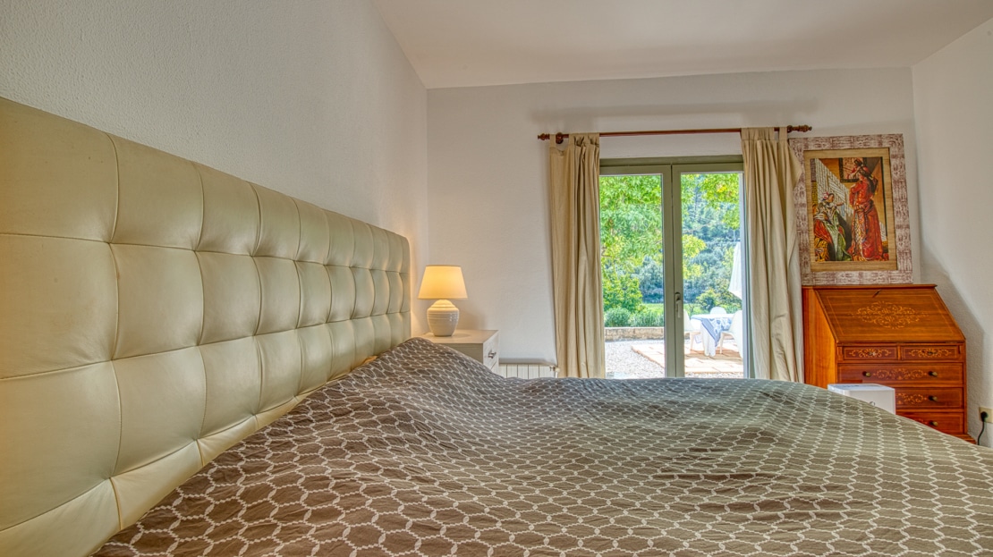 4938 Country house on large plot near Esporles with pool and stunning mountain views 32