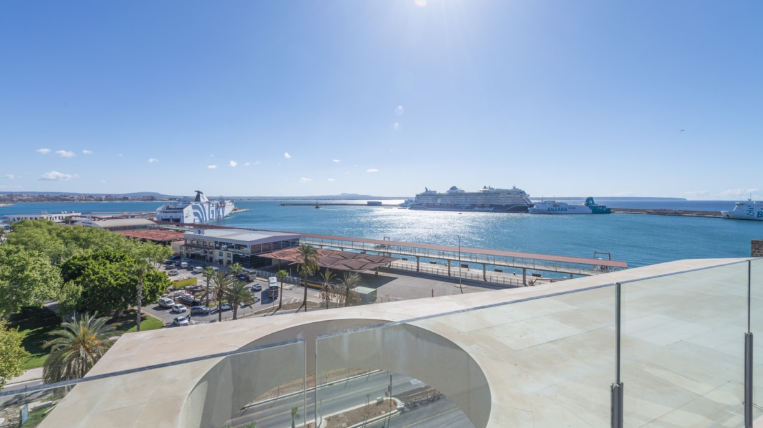 P-2148_15 Spektakuläres Duplex-Penthouse am Paseo Maritimo mit fantastischem Meerblick 32