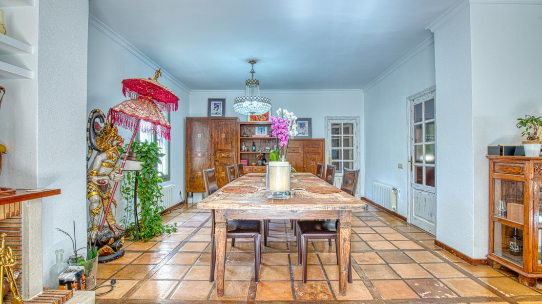 4938 Country house on large plot near Esporles with pool and stunning mountain views 12