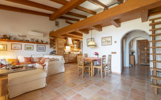 V-3300 Beeindruckende Villa in Galilea mit Indoorpool und wunderschönem Panoramablick