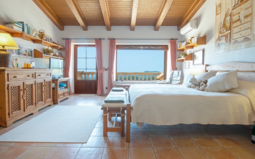 V-3300 Beeindruckende Villa in Galilea mit Indoorpool und wunderschönem Panoramablick