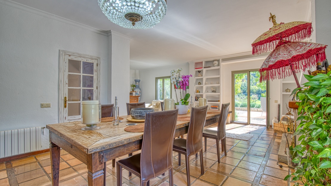 4938 Country house on large plot near Esporles with pool and stunning mountain views 16