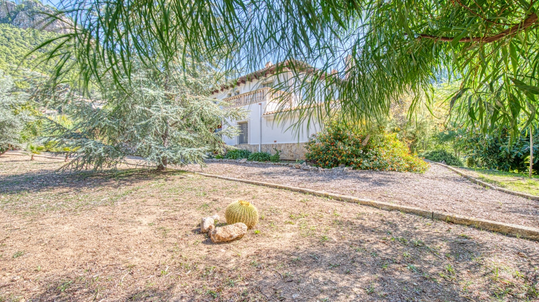 4938 Country house on large plot near Esporles with pool and stunning mountain views 52