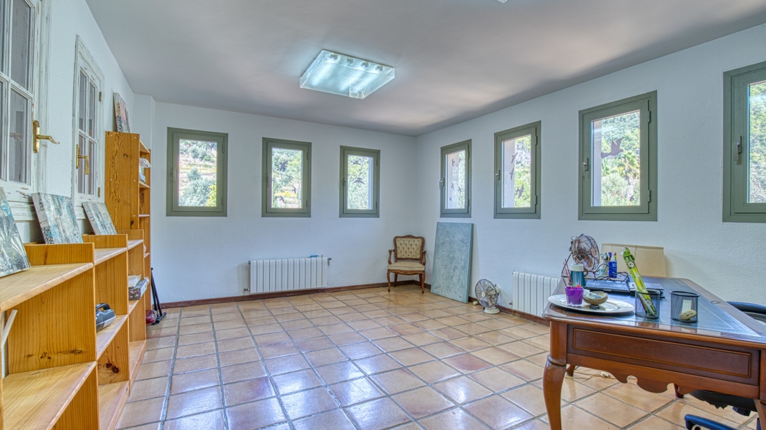 4938 Country house on large plot near Esporles with pool and stunning mountain views 45