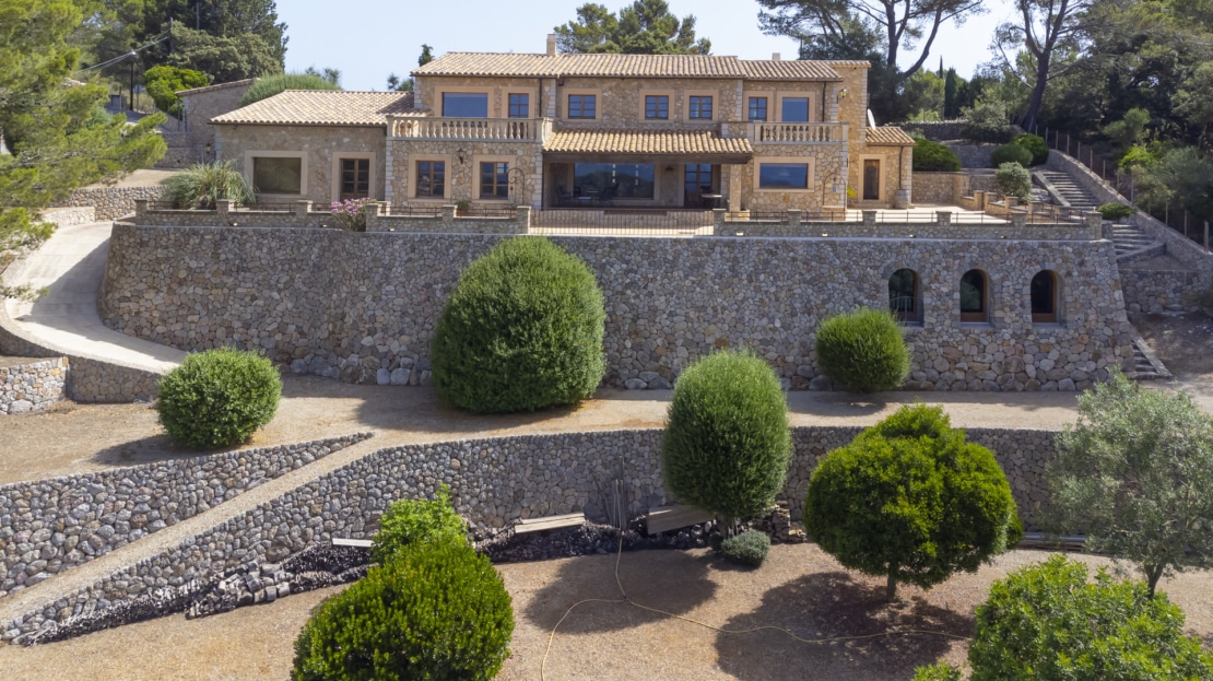 V-3300 Beeindruckende Villa in Galilea mit Indoorpool und wunderschönem Panoramablick