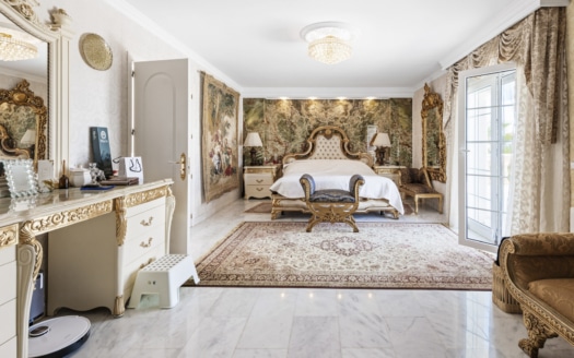 5059 Außergewöhnliche Villa in Badia Blava mit großer Pool Terrasse und eleganter Ausstattung 25