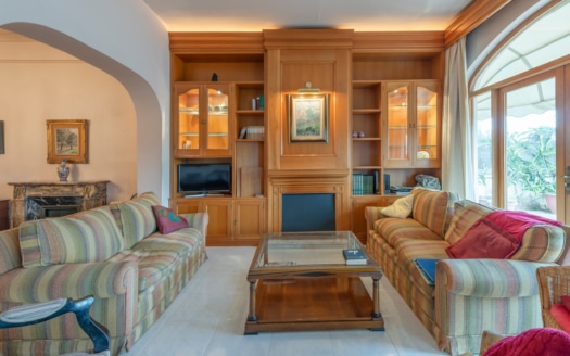 4949 INVESTITION! Haus in Cala Nova, in erster Linie mit herrlichem Hafen- und Meerblick