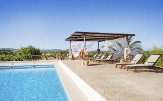 F-4037 Agroturismo-Finca mit herrlichem Weitblick, Pool und Lizenz zwischen Campos und Sa Rapita im Süd-Osten der Insel